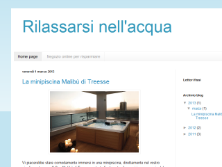 Rilassarsi in piscina